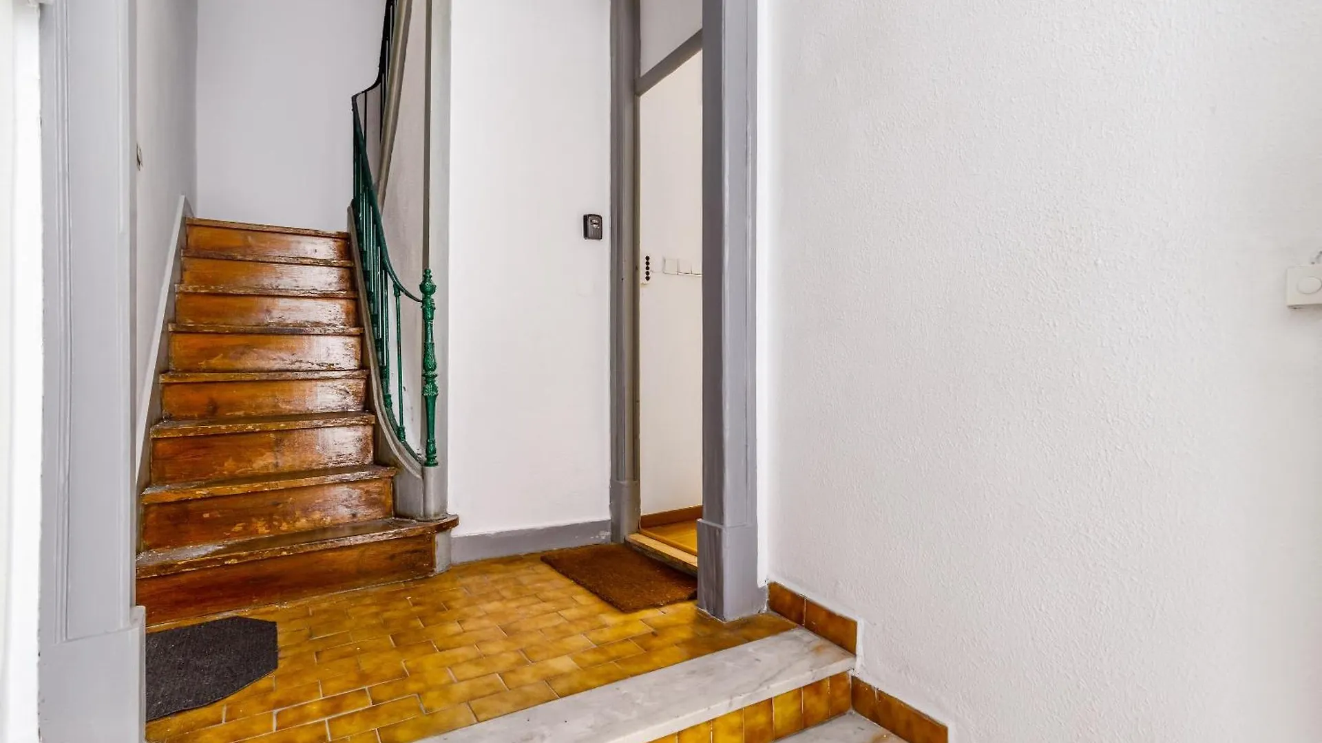 Escadinhas Da Santa Apartment 리스본 포르투갈